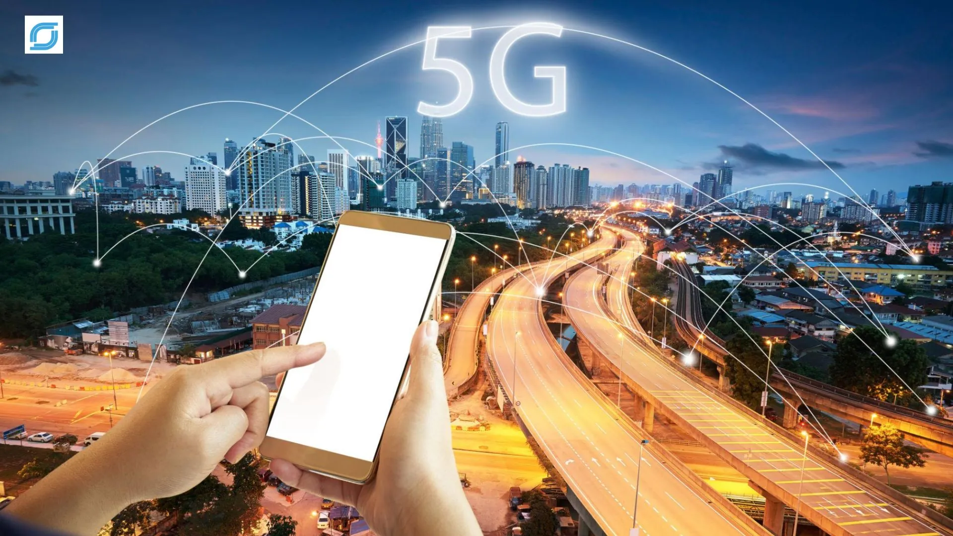 Smartphone connected to a 5G mobile network illustrating nationwide wireless connectivity for MVNO providers in the USA.